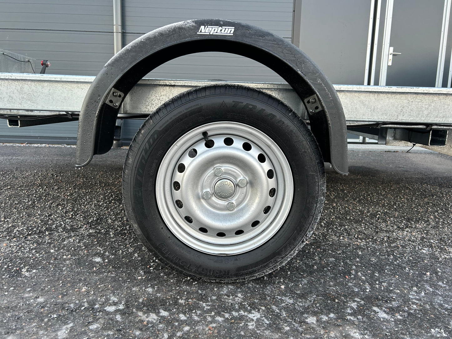 Neptun Multi 305 uthyrning