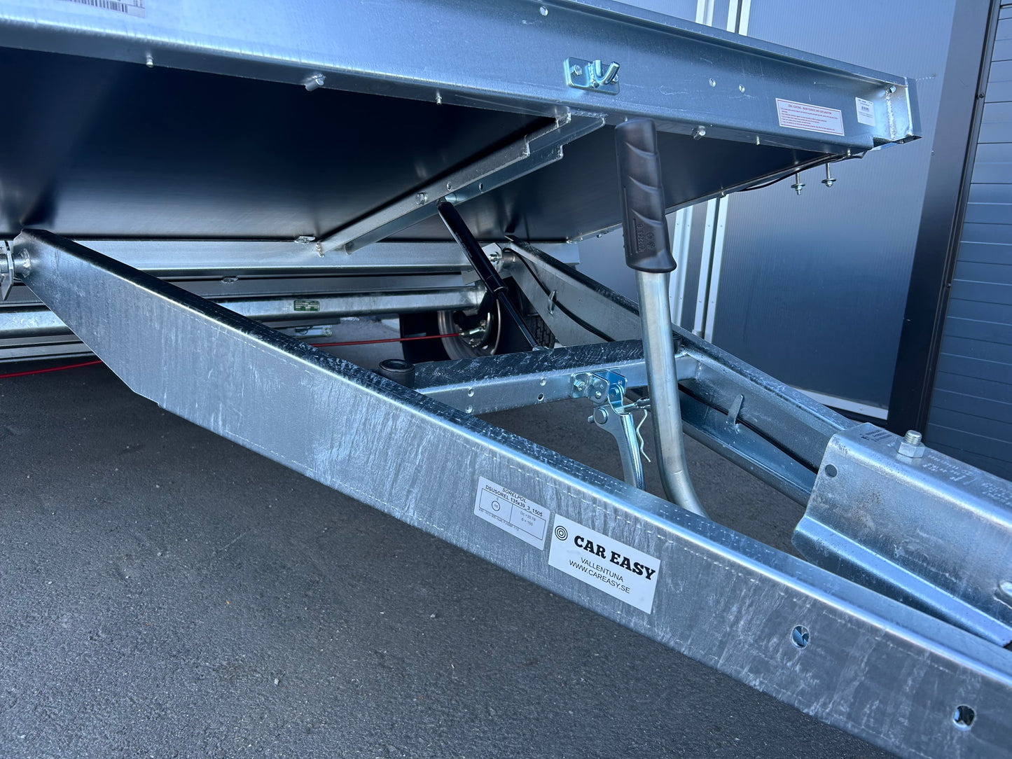 Neptun Multi 305 Totalvikt 1300kg / 1350kg